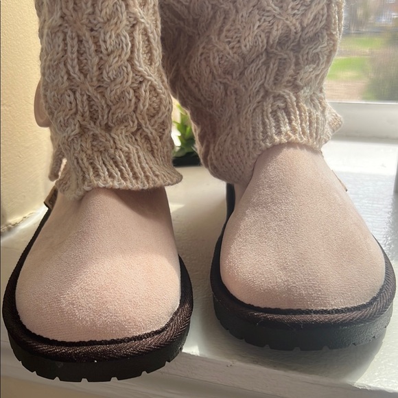 Muk Luks Cuff Women's Boots - Picture 2 of 4